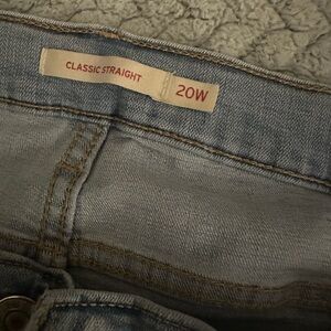 Levi’s Classic Straight 20 Jeans